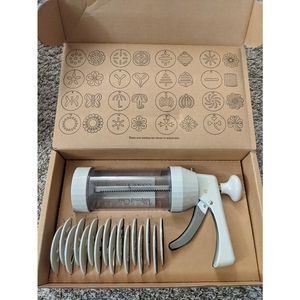 Paper chef cookie press